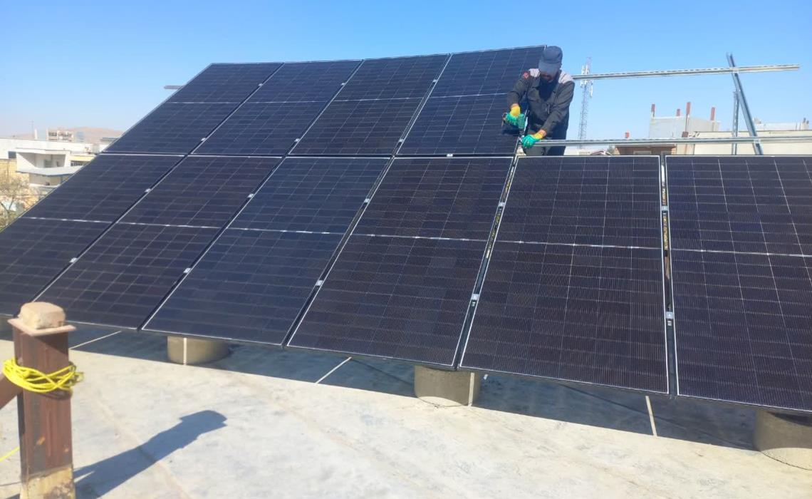 در حال اجرای احداث نیروگاه خورشیدی