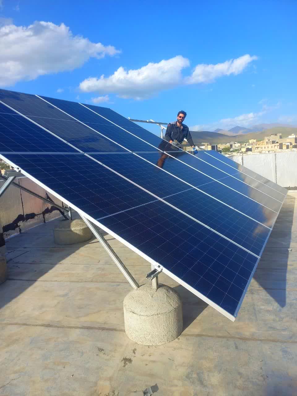 احداث نیروگاه خورشیدی در الیگودرز