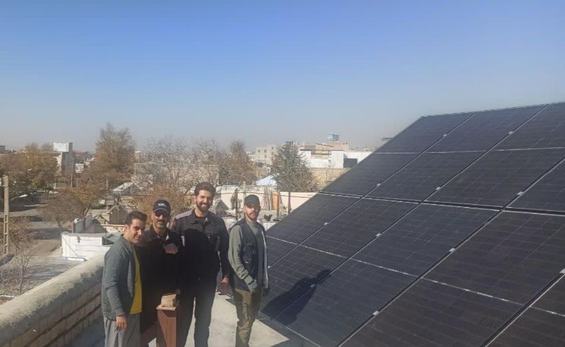 پیمانکار نیروگاه خورشیدی در لرستان الیگودرز